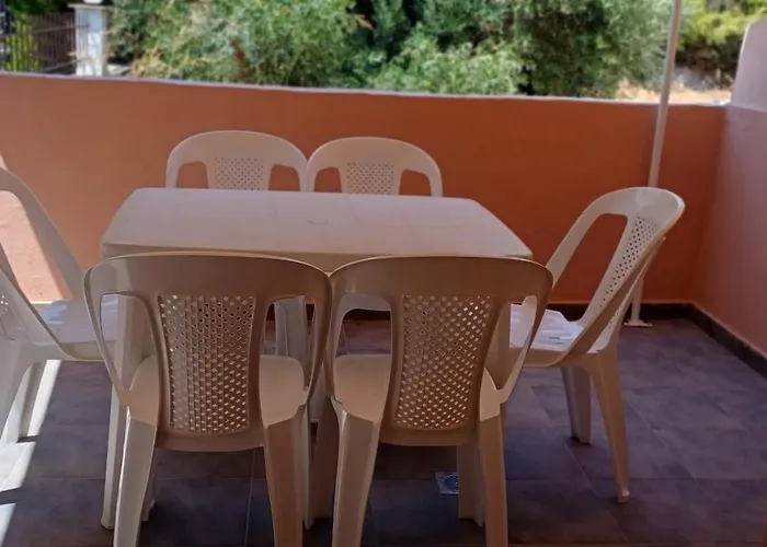 Eva House * 尼基季